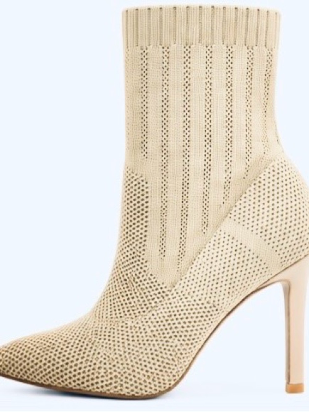 Steve Madden Women's Discreet Blush Ankle Boot Size 8M
